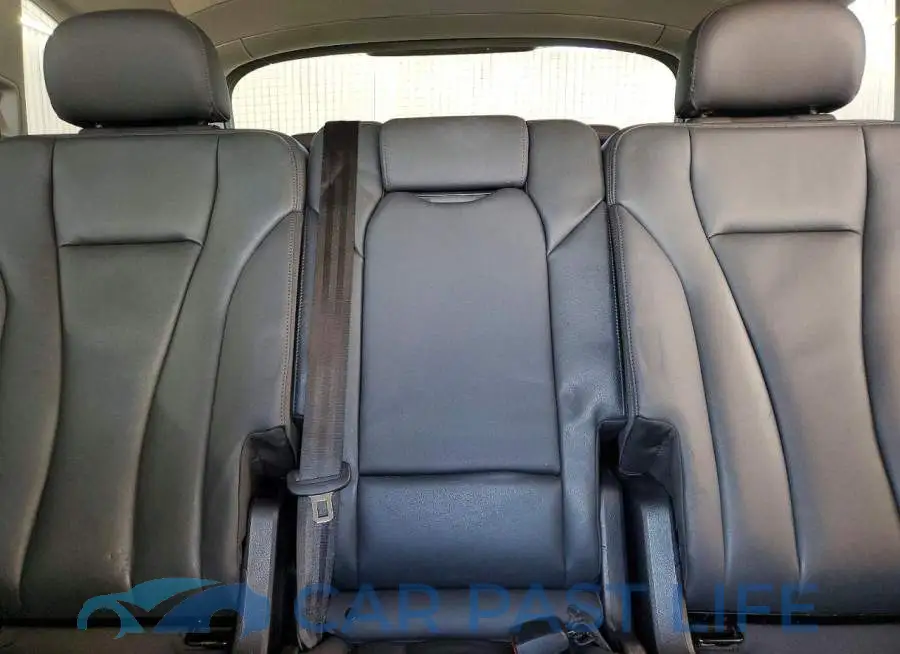 WA1LCBF7XRD006666# 10