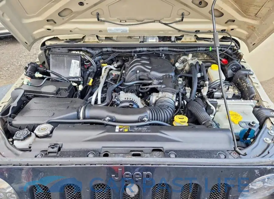 1C4BJWDG8JL817930# 12