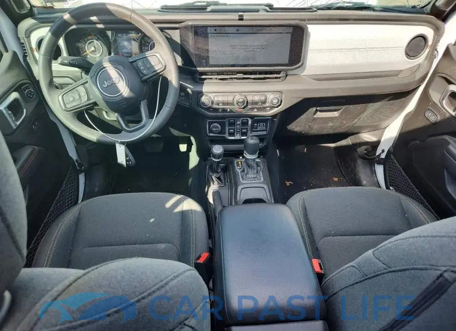 1C4PJXDN5SW500200# 8