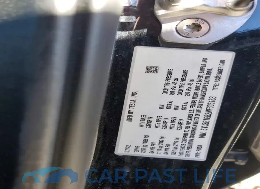 5YJ3E1EB2NF305183# 12