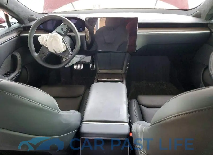 5YJSA1E56PF530033# 8