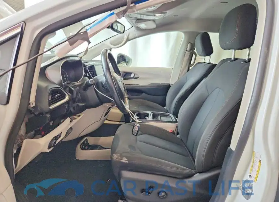 2C4RC1FG4LR141401# 7