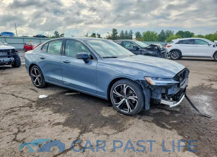 7JRL12FK8RG309381# 4