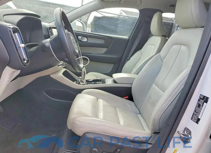 YV4162UL7L2320358# 7