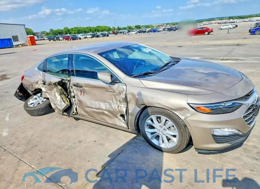 1G1ZD5ST8SF149961# 4