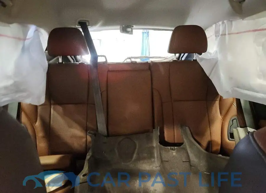 4S4BTGPD8L3124730# 10