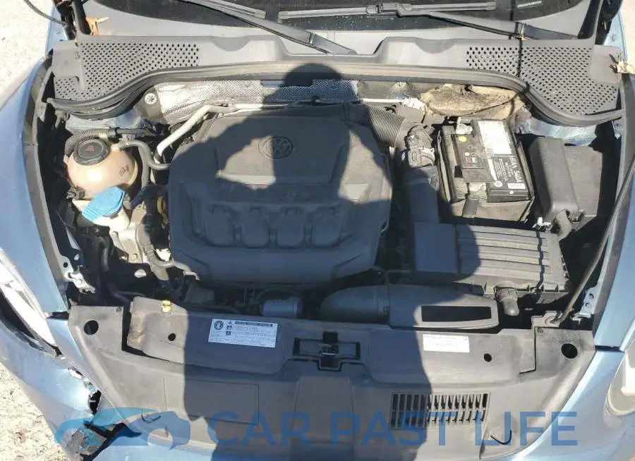 3VW5DAAT6JM503262# 11