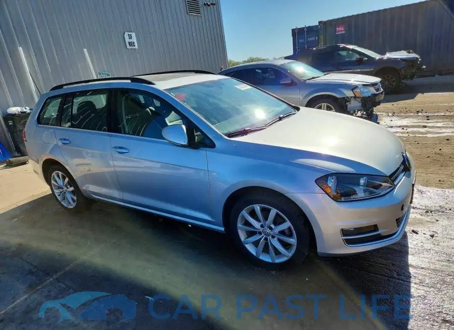 3VWC17AU2HM536877# 4