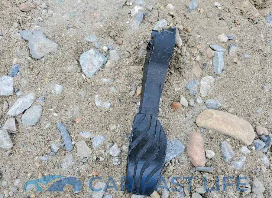 3N1AB8CV6NY251917# 12