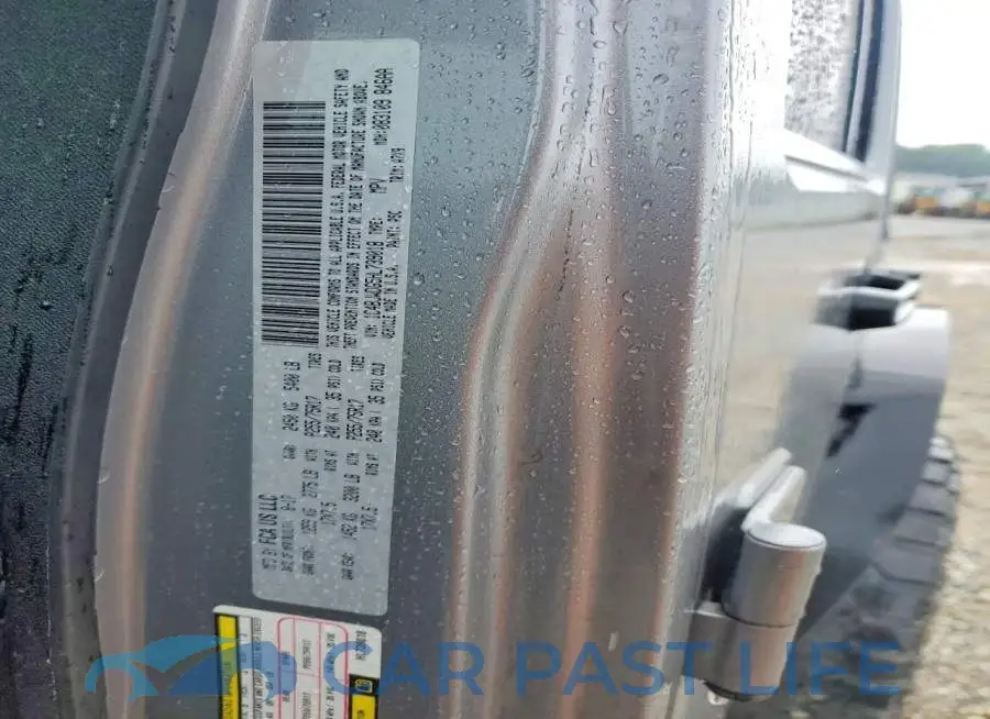 1C4BJWDG5HL739018# 12