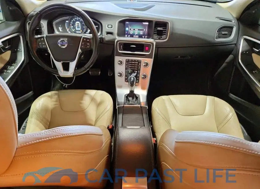 LYV402HMXJB179852# 8