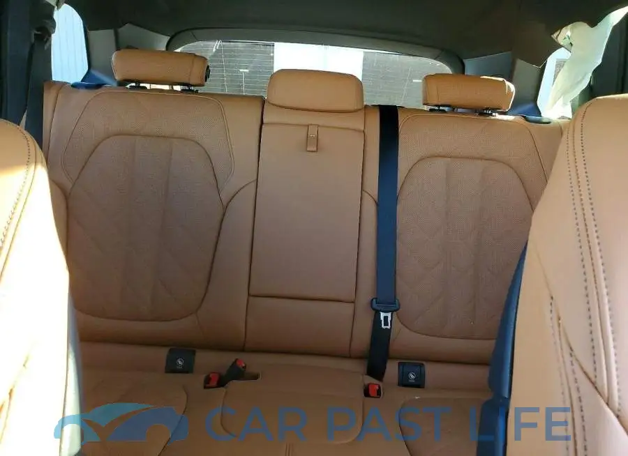 5UX23EU09T9265991# 10