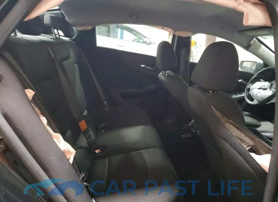 1G1ZD5ST5SF129232# 10