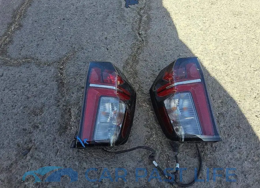 1GNSKFKDXPR201469# 13