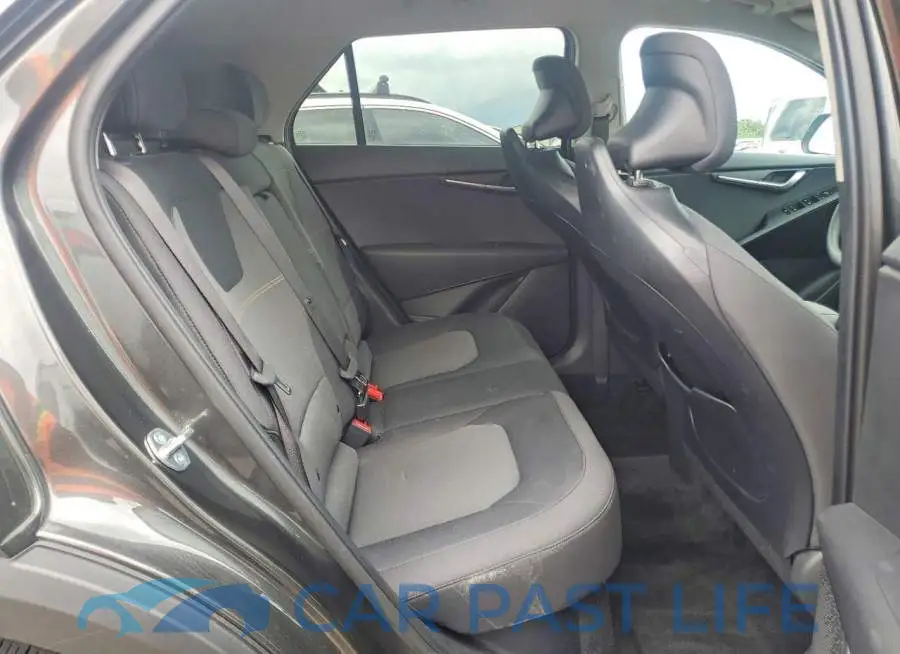 KNDCP3LE4T5319300# 10