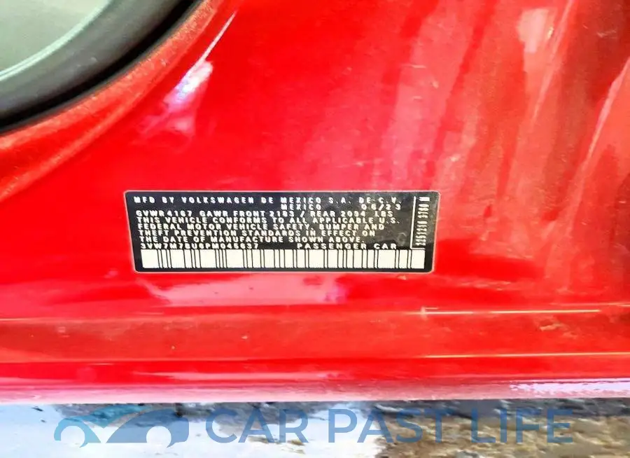 3VW7M7BU6PM045637# 12