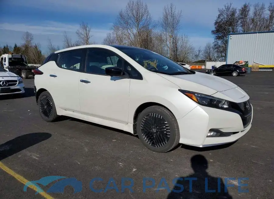 1N4CZ1CV6RC556749# 4