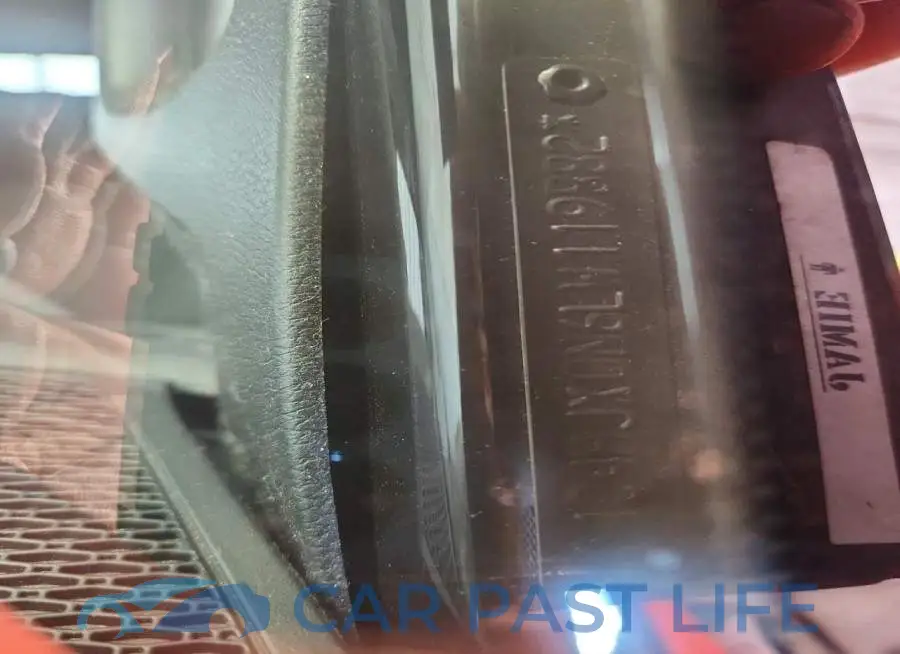 1C4HJXDN6LW119882# 13