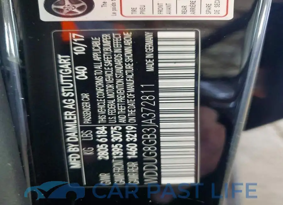 WDDUG8GB3JA372811# 12