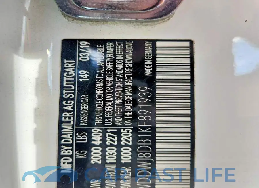 WDDWJ8DB1KF891939# 12