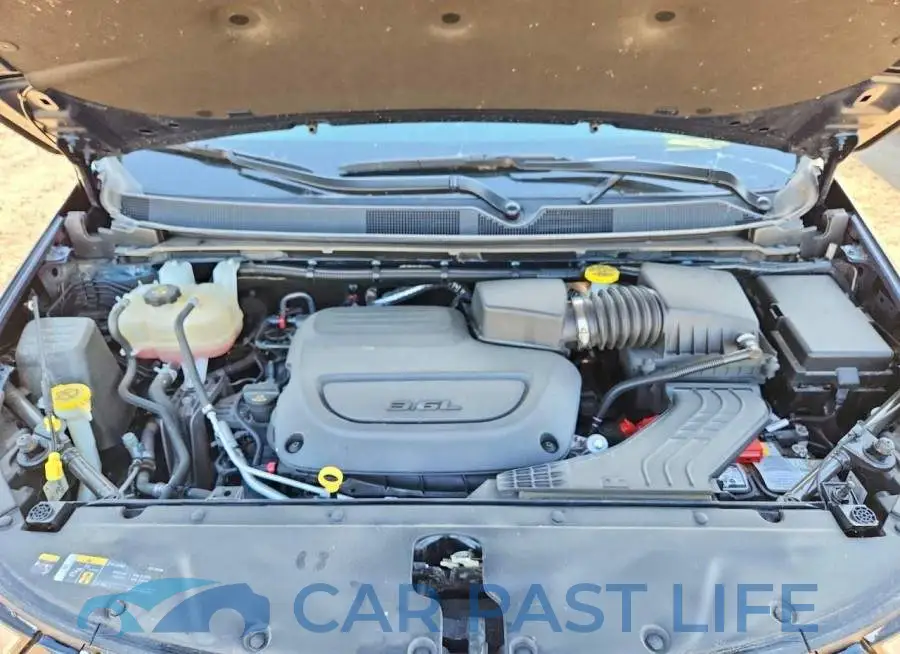 2C4RC3BG3NR216819# 12