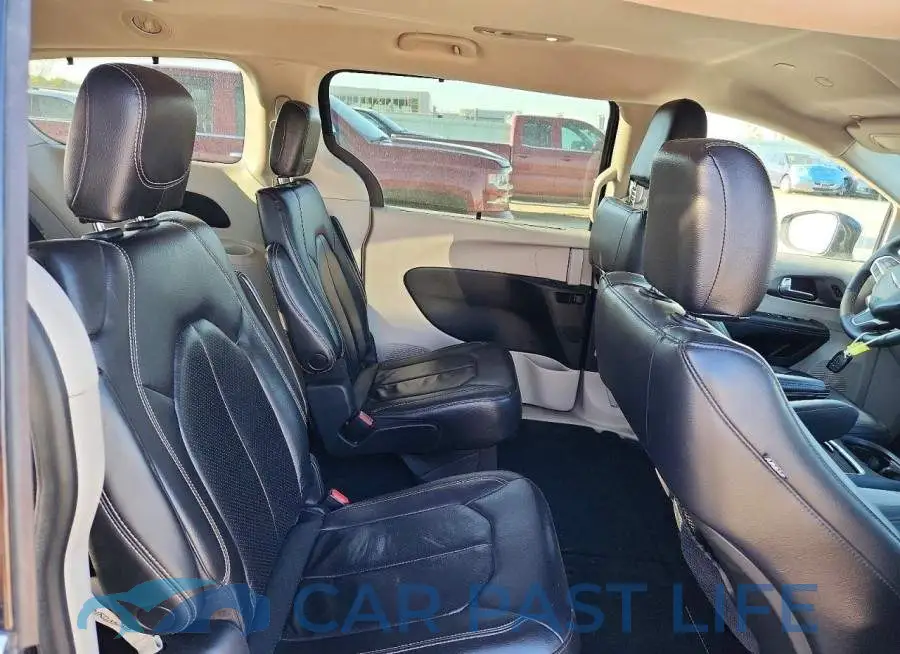 2C4RC3BG3NR216819# 11