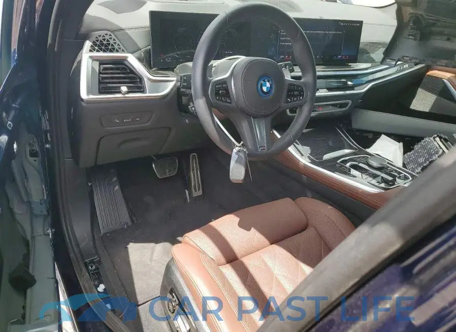 5UX43EU09T9084138# 8