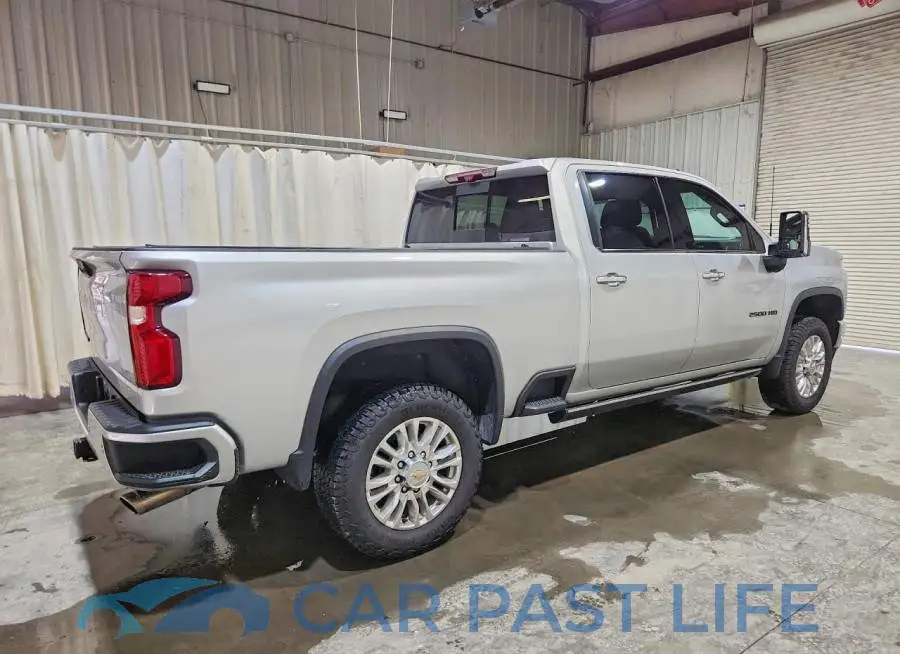 2GC4YRE75N1215356# 3