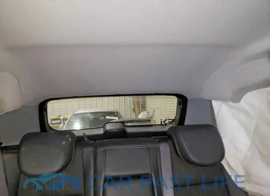 KL7CJPSM8NB568993# 10