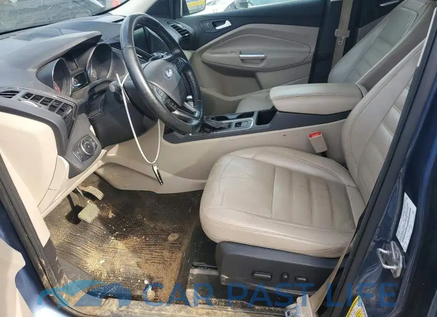 1FMCU9J90JUA42032# 7