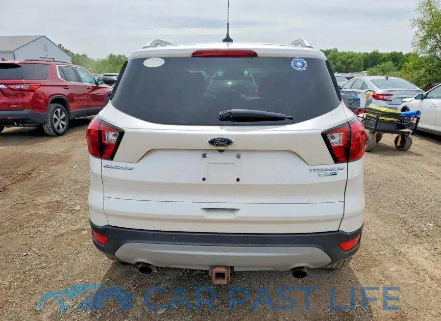 1FMCU9J90KUA31629# 6