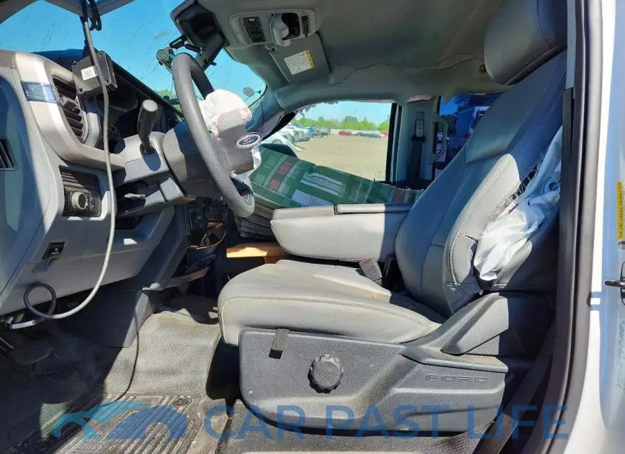 1FT8W3DT3REF35606# 7