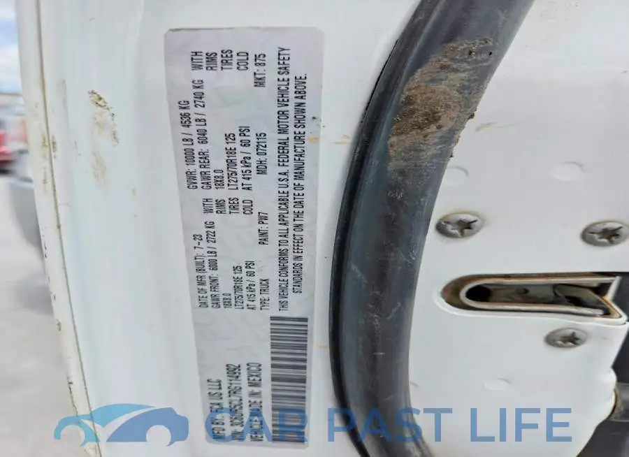 3C6UR5CL7RG114992# 13