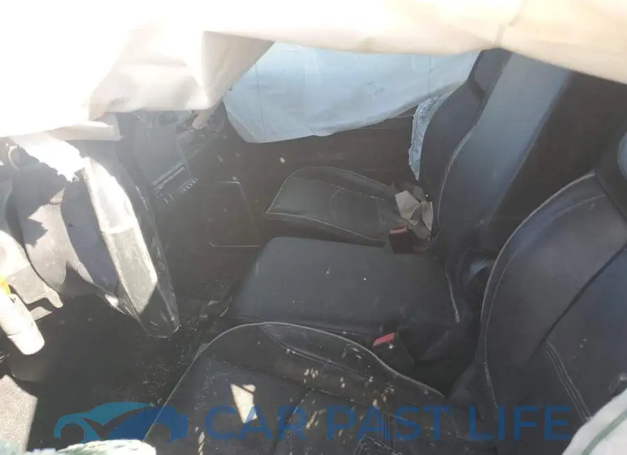 3C6UR5FL4RG104917# 7