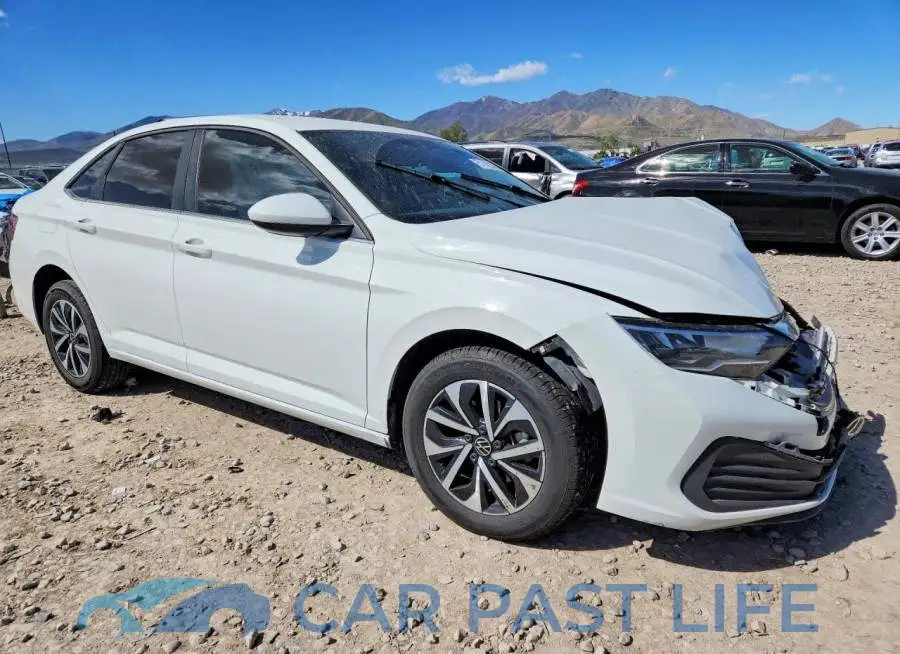 3VW4M7BU1PM044849# 4