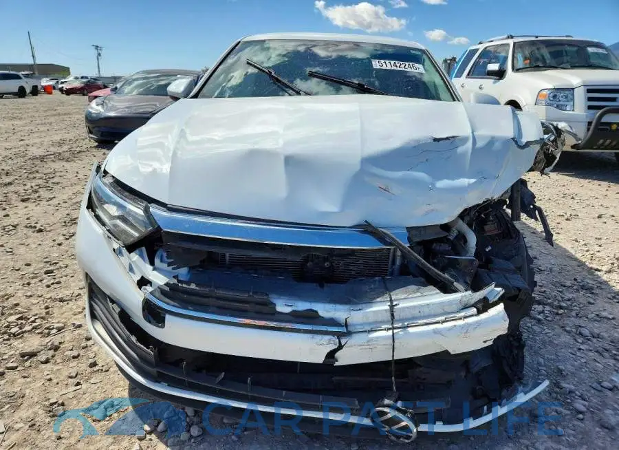 3VW4M7BU1PM044849# 5