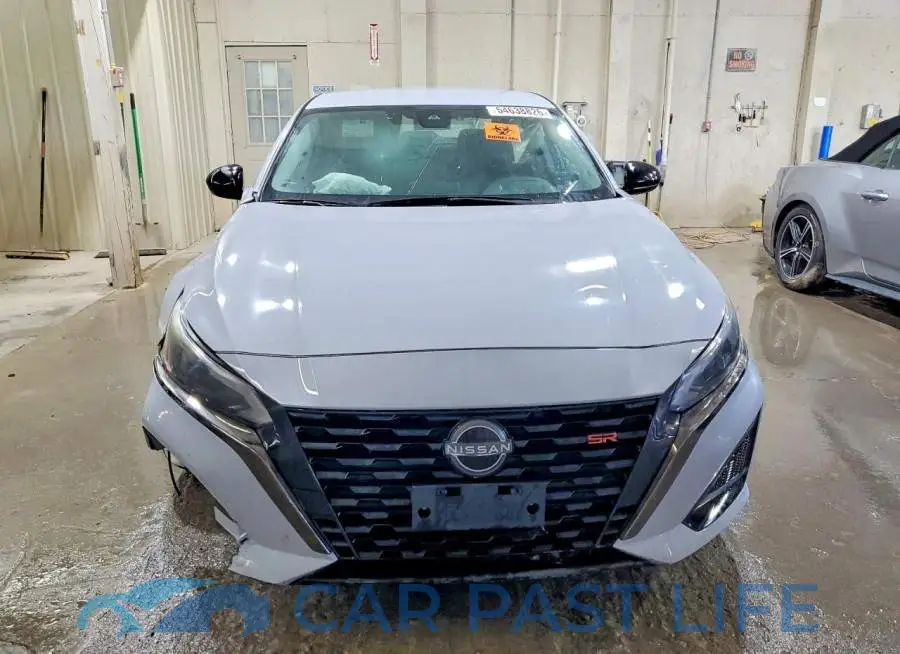 1N4BL4CV1PN364011# 5