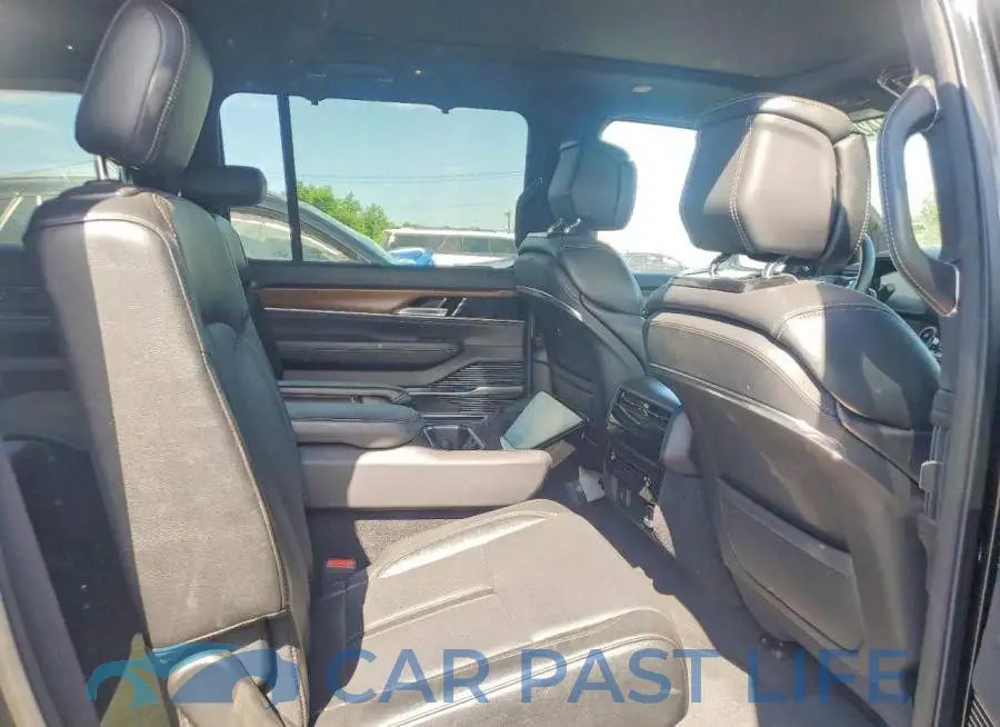 1C4SJSEP6RS112360# 11