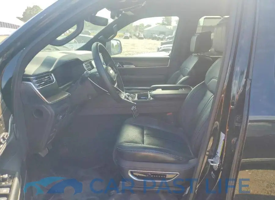1C4SJSEP6RS112360# 7