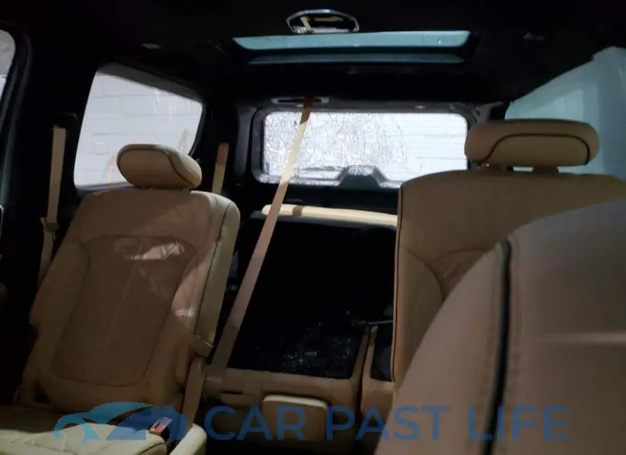1C4SJVGJ7PS554152# 10