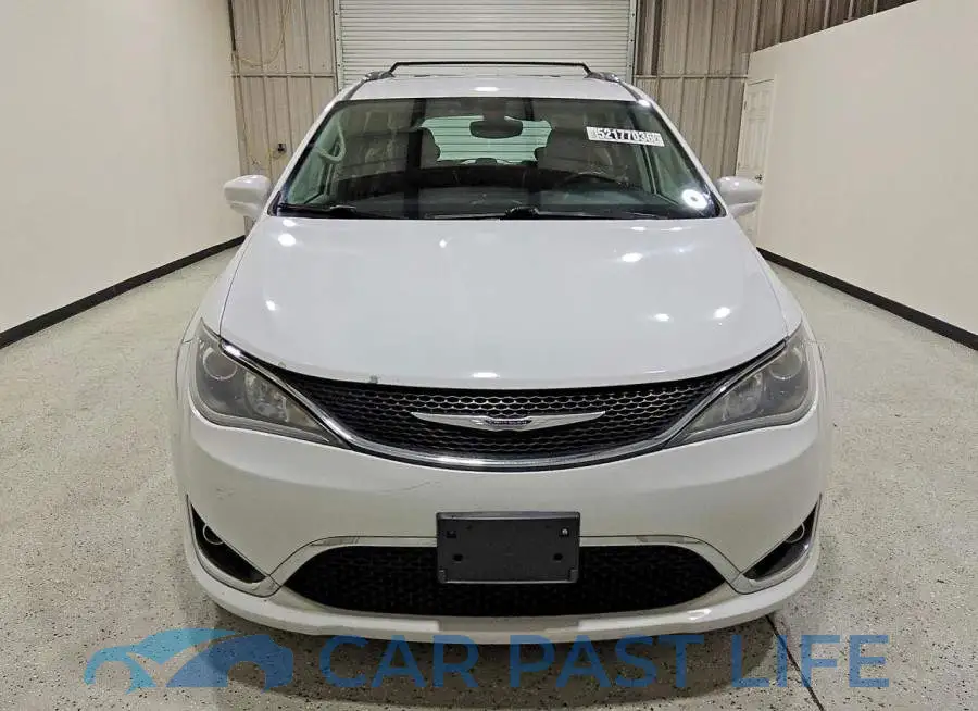 2C4RC1BG1KR624980# 5