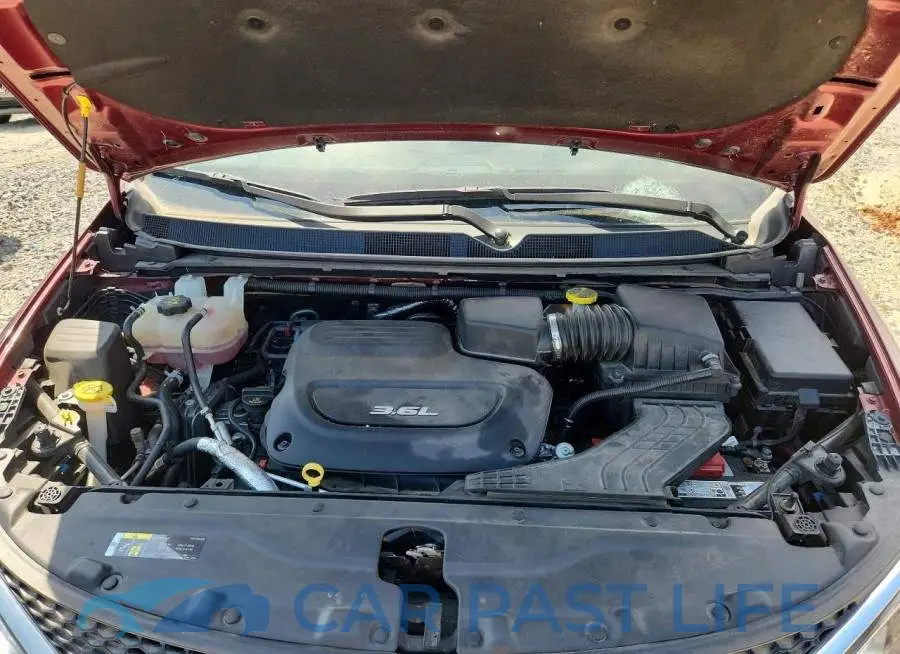 2C4RC1BG8JR128685# 12