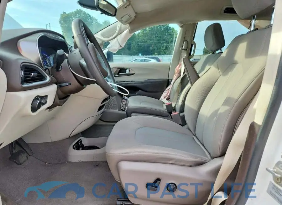 2C4RC1DG9HR531680# 7