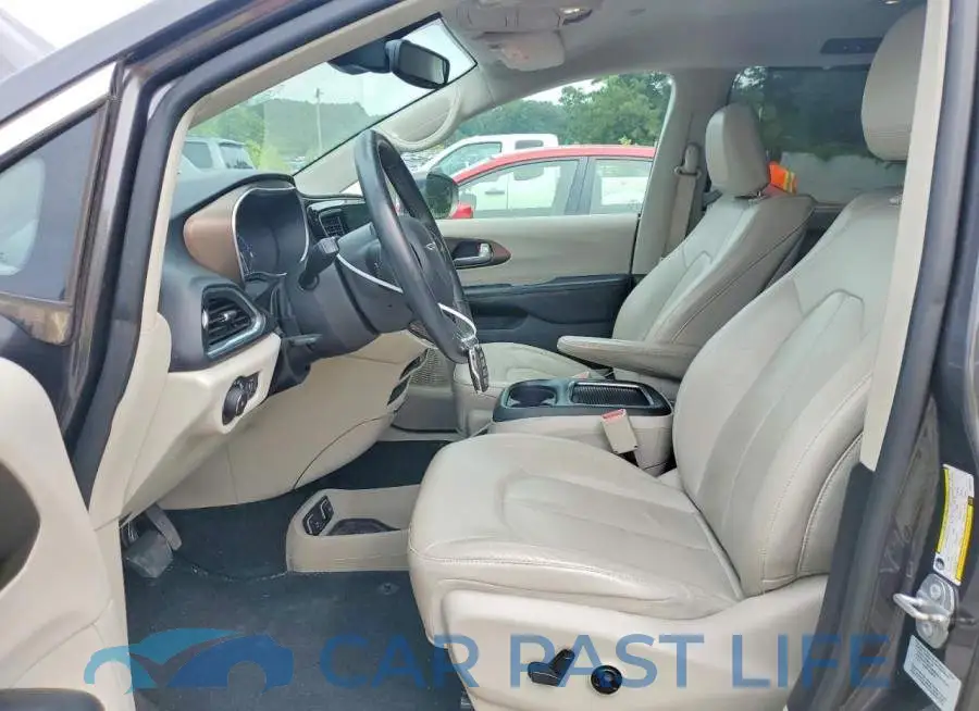 2C4RC1EG9HR543164# 7