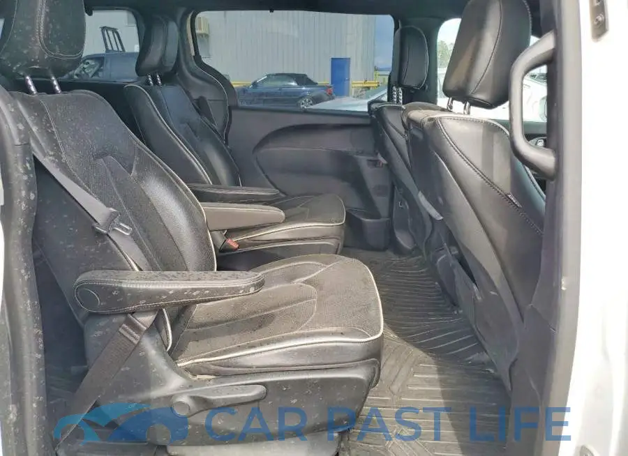 2C4RC1N70LR199488# 11
