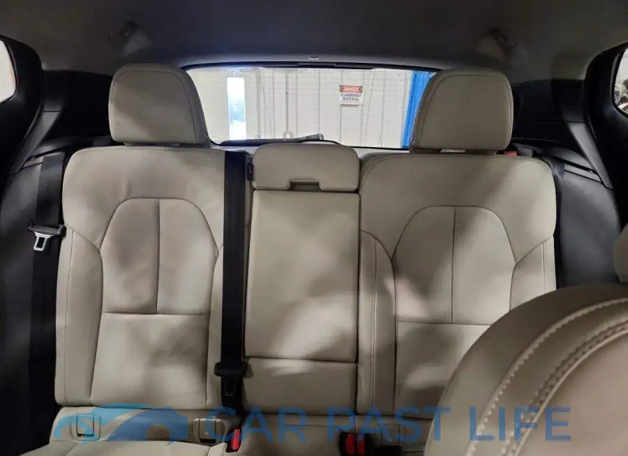 YV4AC2HK9L2326768# 10