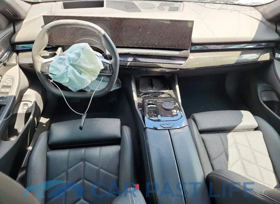 WBA63FJ05SCT38348# 8