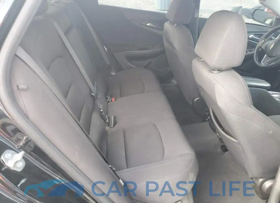 1G1ZD5ST3RF118868# 10