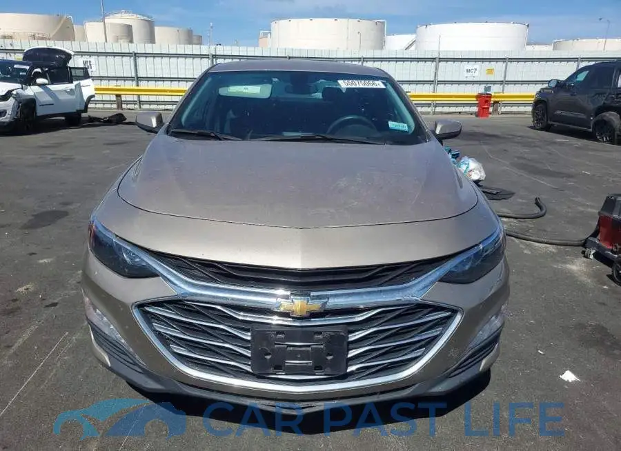 1G1ZD5ST8NF118553# 5