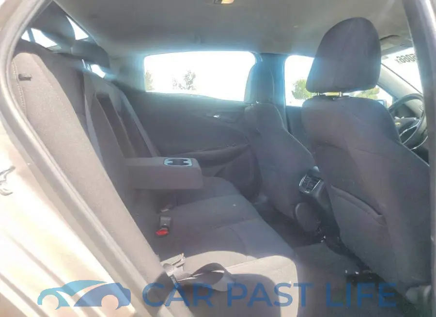 1G1ZD5ST8NF118553# 10